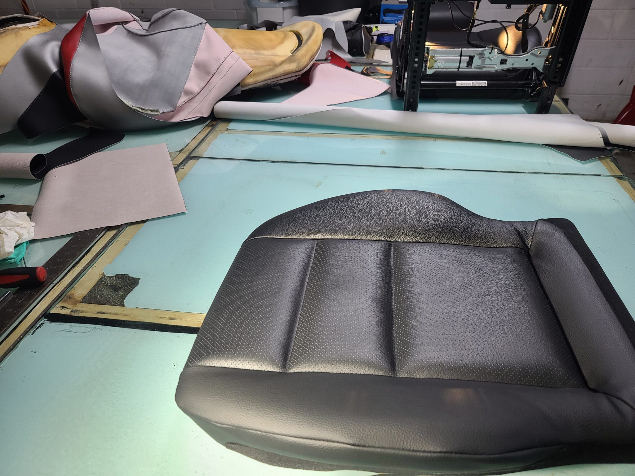 motorcycle seats, boat seats, car seats Potzys Upholstery