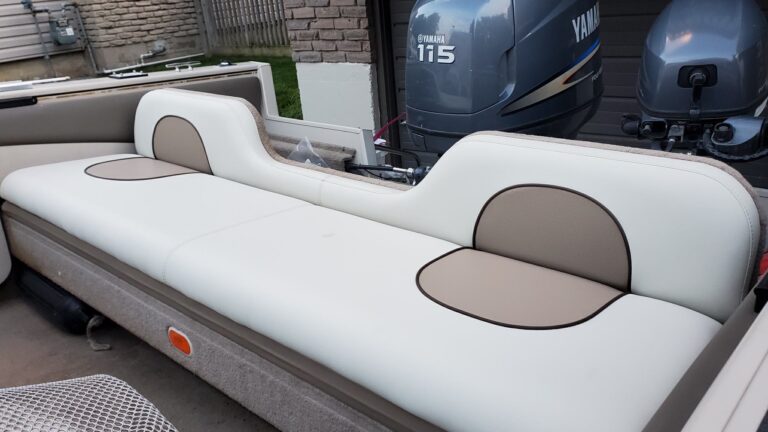 Boat seat upholstery